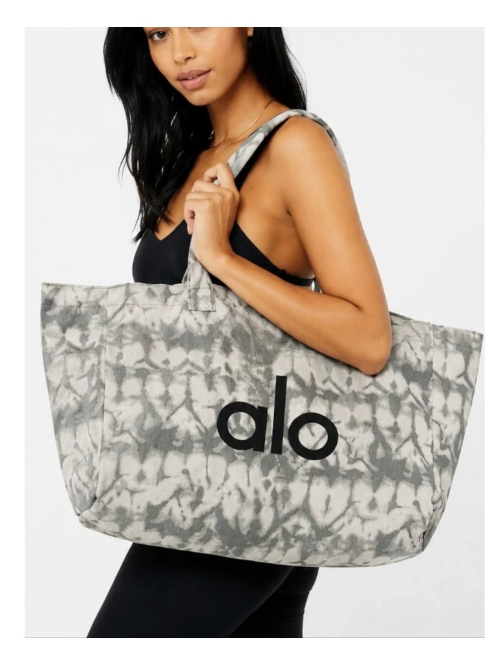 ALO Yoga Tote Bag Gray Tie Dye Gym Bag Beach Travel Weekend Carry-On Purse